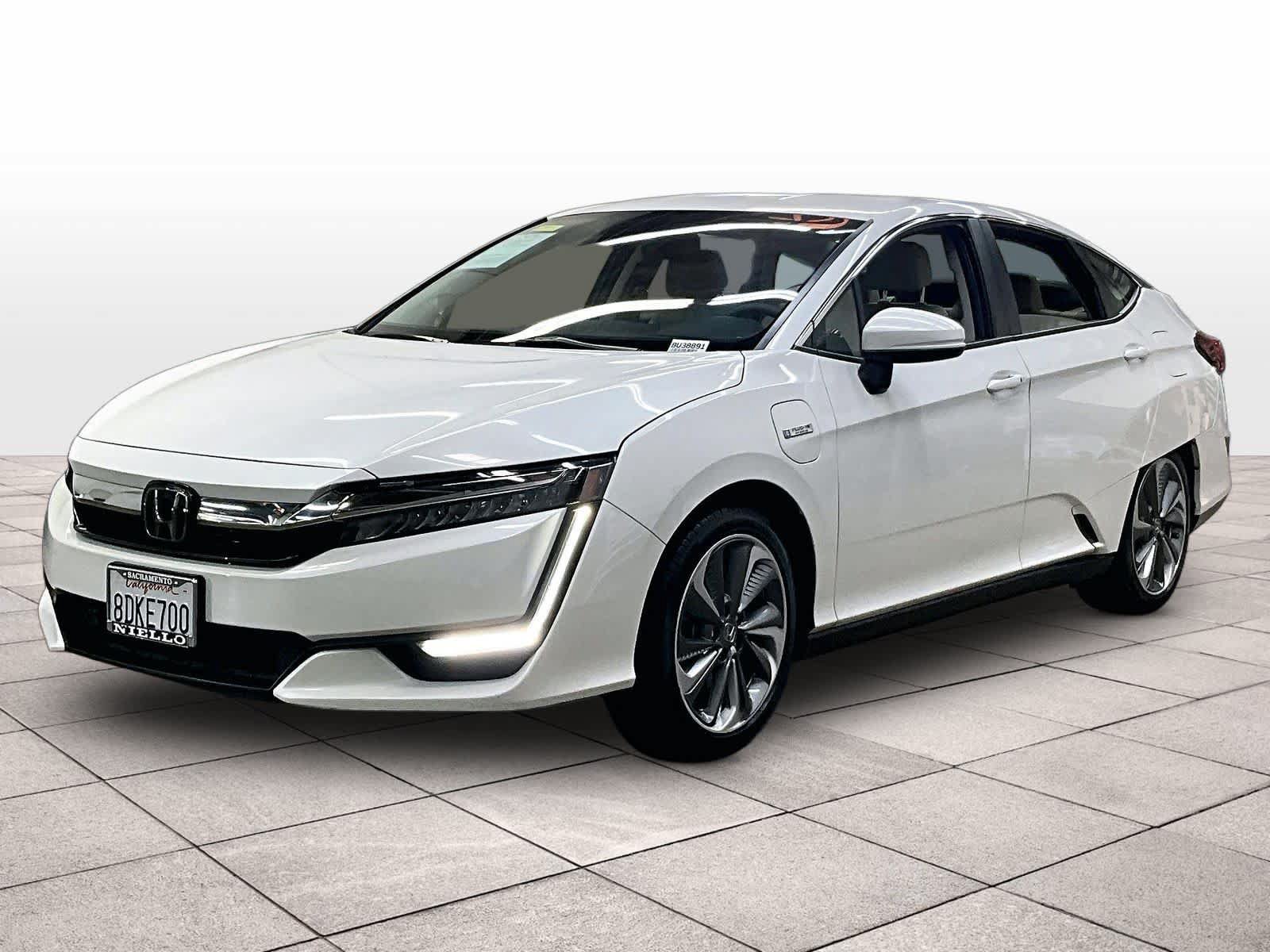 Used 2018 Honda Clarity Plug-In Hybrid image 1