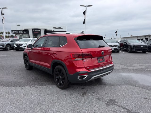 Used 2022 Volkswagen Taos SE FWD image 7