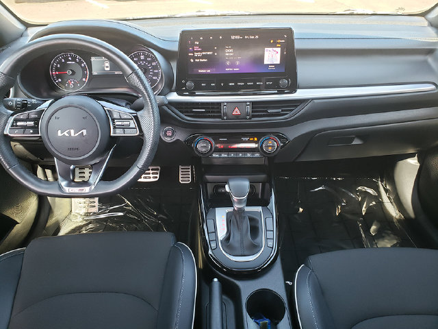Certified 2023 Kia Forte GT-Line FWD image 12