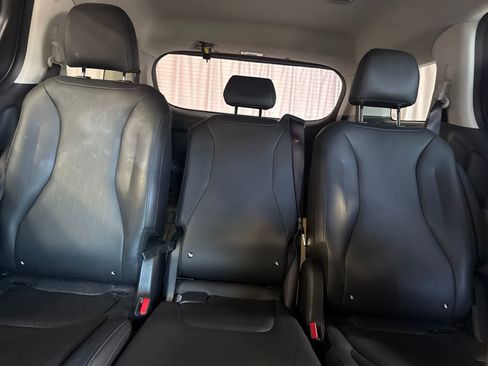 Used 2026 Kia Carnival LXS FWD image 21