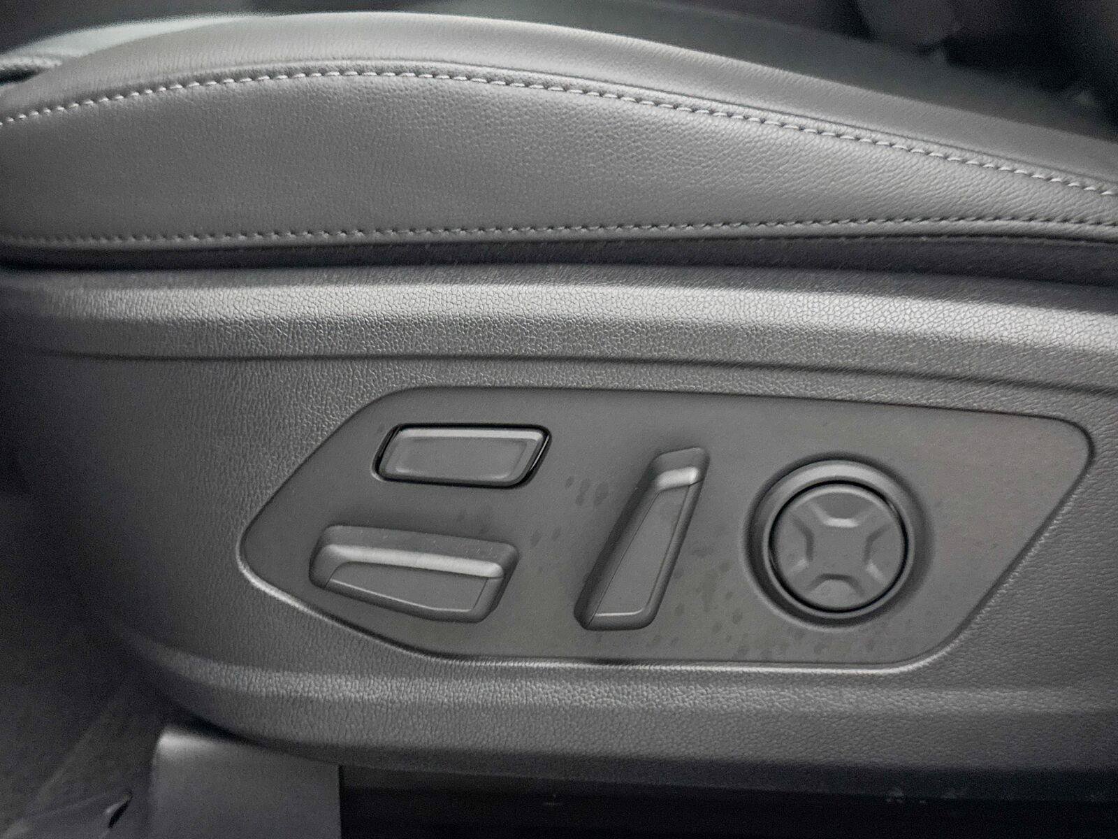 Used 2026 Kia Sorento SX Prestige AWD/4WD image 32