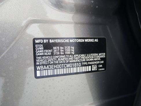 New 2026 BMW 750e xDrive w/ Executive Package image 27