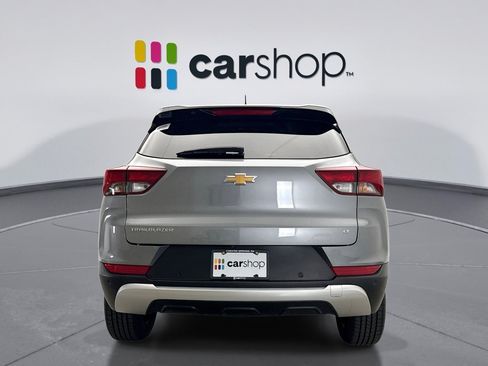 Used 2023 Chevrolet TrailBlazer LT w/ Convenience Package FWD image 4