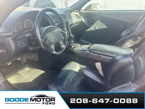Used 2001 Chevrolet Corvette Coupe w/ Preferred Equipment Group2 RWD image 5