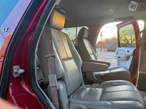 Used 2013 Chevrolet Tahoe LT w/ Texas Edition image 30