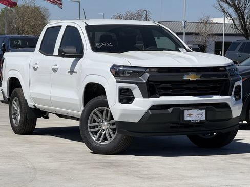New 2026 Chevrolet Colorado LT w/ LT Convenience Package image 2
