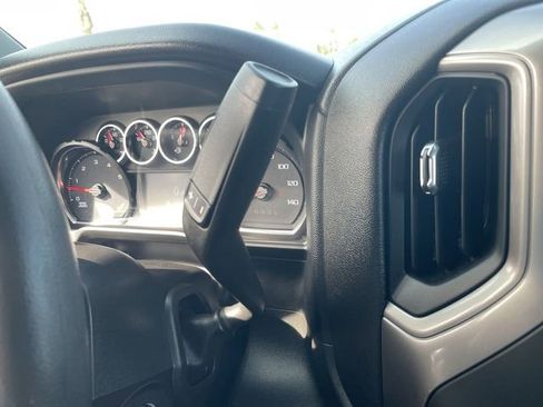 Used 2023 Chevrolet Silverado 2500 Custom w/ Custom Value Package image 15