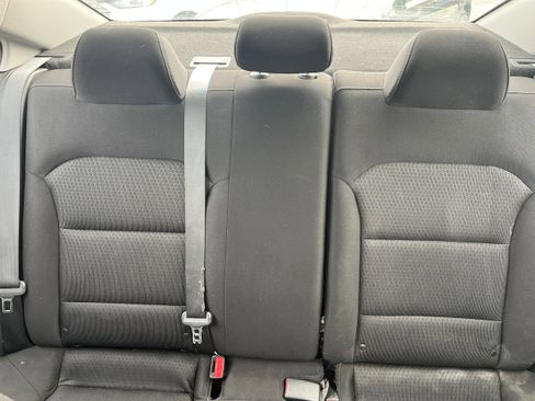 Used 2017 Hyundai Elantra Value Edition w/ Cargo Package image 9