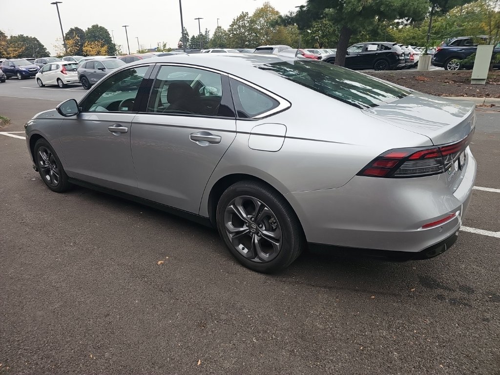 Used 2024 Honda Accord EX-L image 7