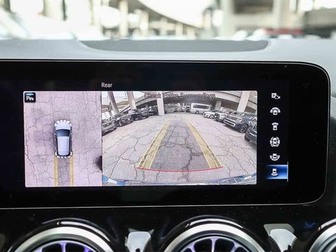 Used 2023 Mercedes-Benz GLA 250 w/ Premium Package image 27