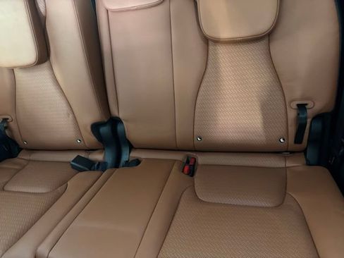 Used 2023 Kia Carnival SX Prestige FWD image 31