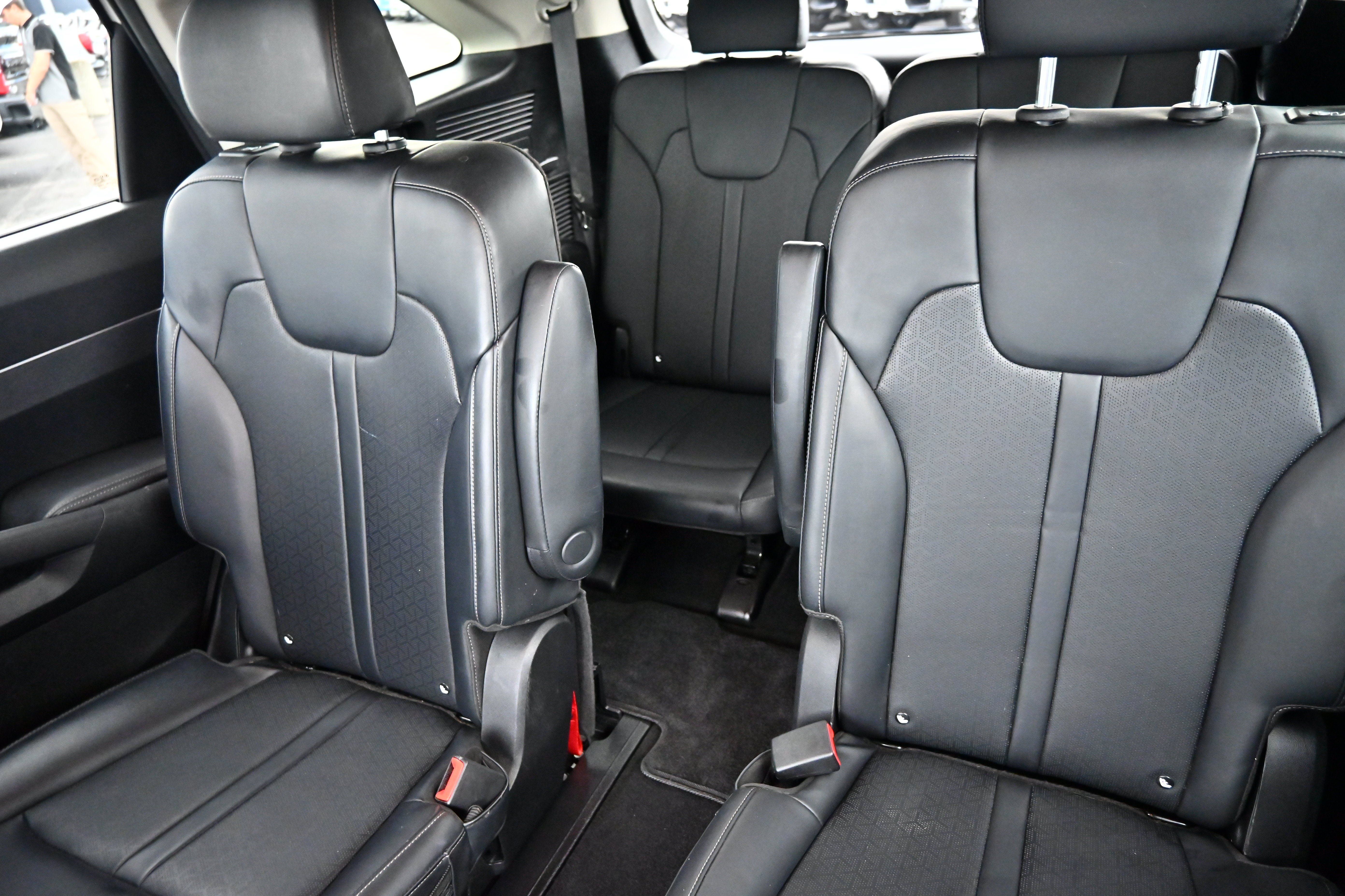 Used 2021 Kia Sorento S FWD image 27