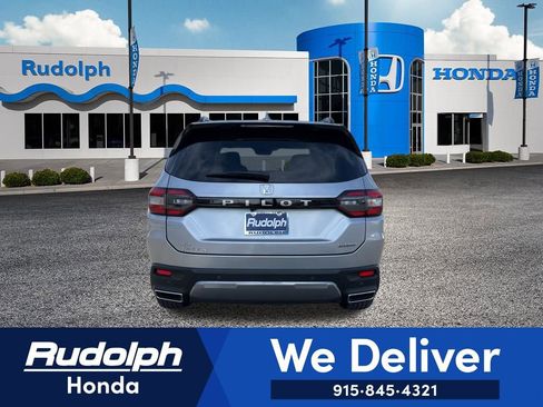 New 2026 Honda Pilot Touring image 4