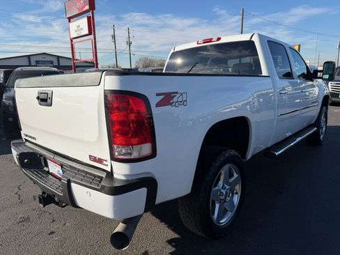 Used 2013 GMC Sierra 2500 Denali w/ Suspension Package, Off-Road image 5