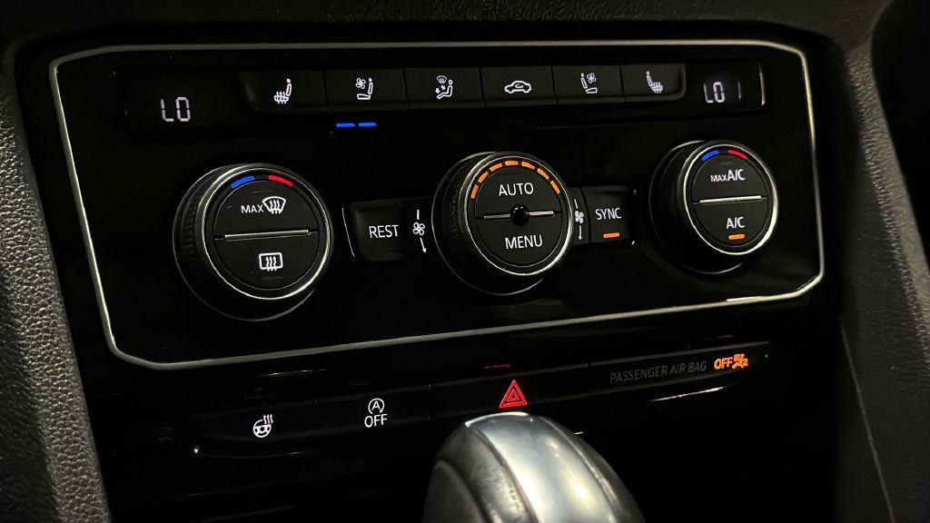 Used 2019 Volkswagen Atlas SEL Premium AWD/4WD image 33