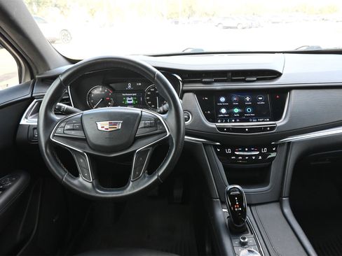 Used 2020 Cadillac XT5 Luxury w/ LPO, Floor Liner Package image 8