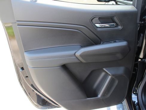 New 2025 GMC Canyon Elevation w/ Convenience Package image 42