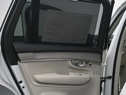 New 2026 Volvo XC90 T8 Ultra w/ Protection Package Premier AWD/4WD image 13