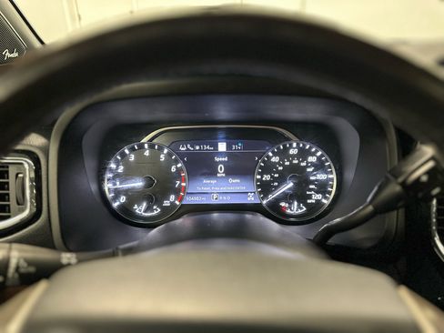 Used 2020 Nissan Titan Platinum Reserve w/ Moonroof Package image 27