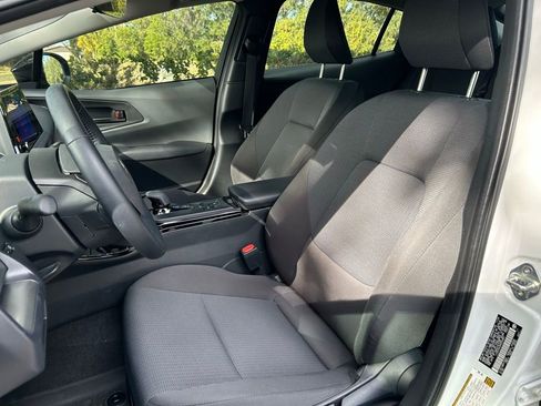 Used 2024 Toyota Prius LE image 14