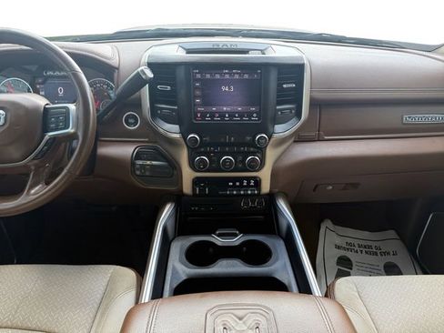 Used 2019 RAM 2500 Laramie image 11