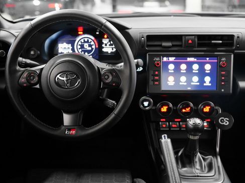 Used 2022 Toyota GR86 w/ ALL Weather Mat Package (TMS) RWD image 13