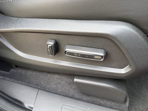 New 2025 Honda Pilot Touring image 47