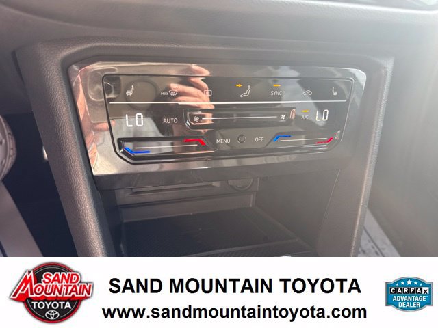 Used 2024 Volkswagen Tiguan SE R-Line FWD image 20