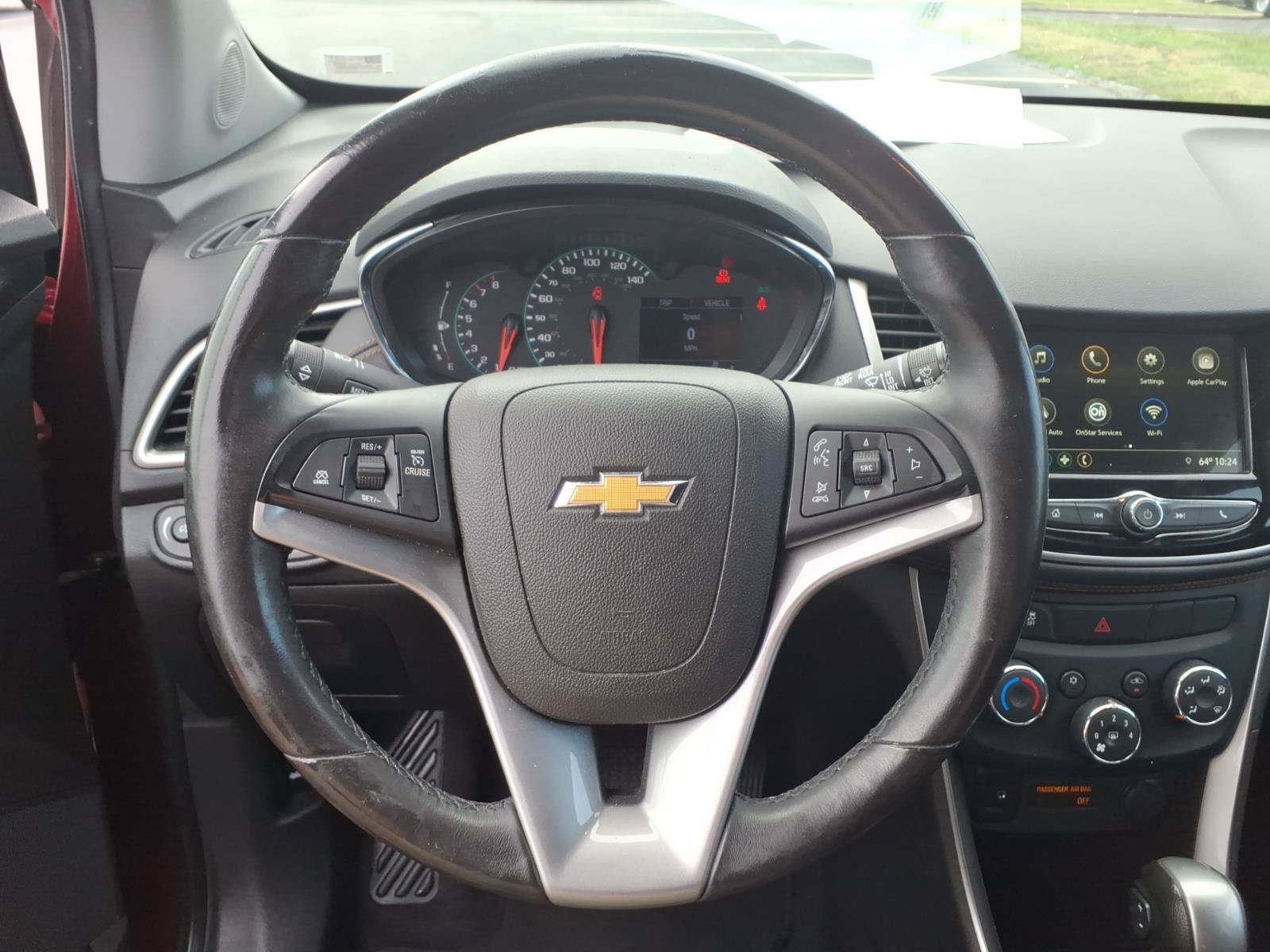Used 2019 Chevrolet Trax LT w/ LT Convenience Package FWD image 18