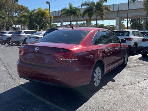 Used 2015 Volkswagen Passat 1.8T Wolfsburg Edition w/ Technology Package image 5