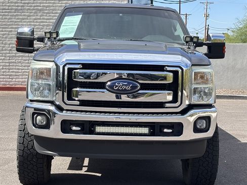 Used 2016 Ford F250 XLT w/ XLT Premium Package AWD/4WD image 9