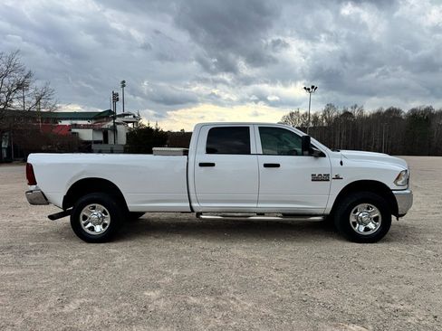 Used 2018 RAM 3500 Tradesman w/ Chrome Appearance Group image 5