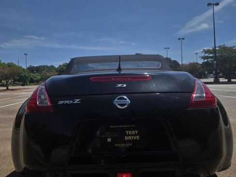 Used 2013 Nissan 370Z Touring w/ Sport Pkg RWD image 6