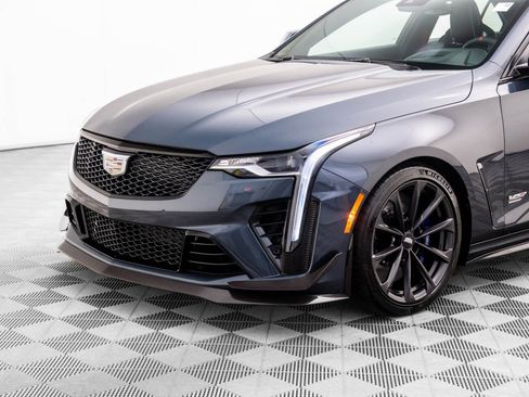 Certified 2025 Cadillac CT4 V Blackwing w/ Carbon Fiber 1 Package image 41