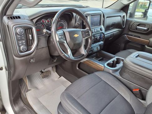 Used 2022 Chevrolet Silverado 3500 LT w/ Convenience Package image 21