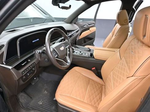 Used 2023 Cadillac Escalade Sport w/ Touring Package AWD/4WD image 27