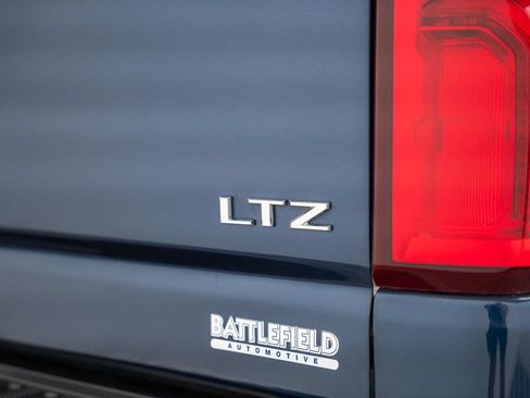 Used 2021 Chevrolet Silverado 3500 LTZ w/ LTZ Premium Package AWD/4WD image 9