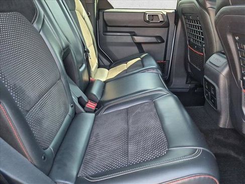 Used 2024 Ford Bronco Raptor AWD/4WD image 19