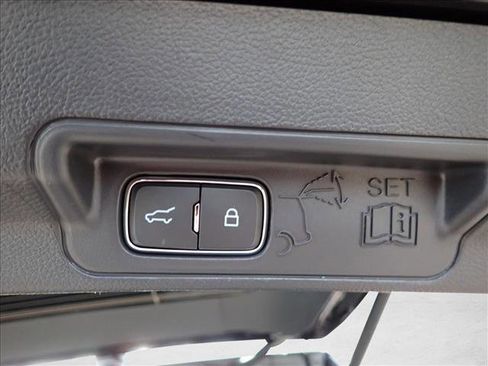 New 2026 Ford Explorer ST-Line image 9