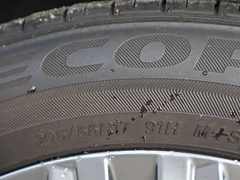 Used 2021 Volkswagen Jetta R-Line w/ R-Line Cold Weather Package FWD image 38