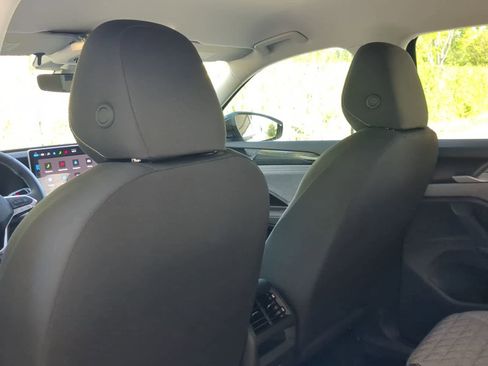 New 2025 Volkswagen Tiguan S image 18