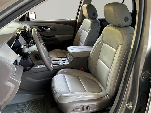 Used 2019 Chevrolet Traverse Premier AWD/4WD image 20