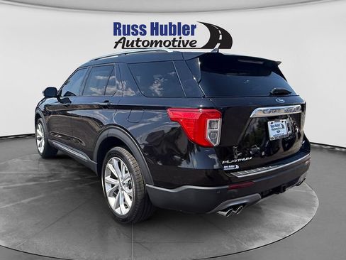Used 2022 Ford Explorer Platinum w/ Equipment Group 601A AWD/4WD image 3