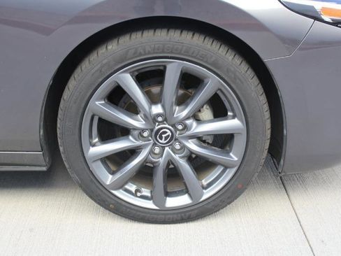 Used 2023 MAZDA MAZDA3 s FWD image 38