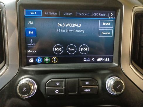 Used 2023 GMC Sierra 2500 SLE w/ SLE Convenience Package image 12