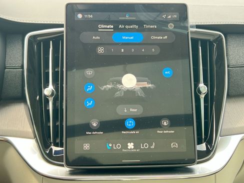 New 2026 Volvo XC90 B5 Ultra w/ Protection Package Premier image 21