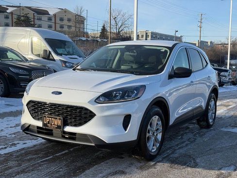 Certified 2022 Ford Escape SE image 10