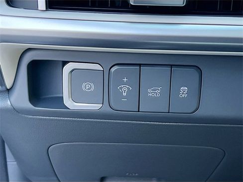 New 2025 Hyundai Santa Fe SEL image 18