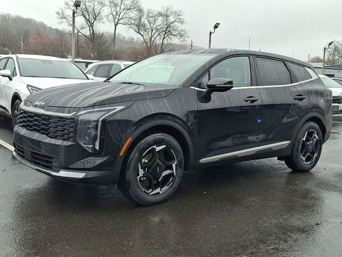 New 2026 Kia Sportage EX FWD image 2
