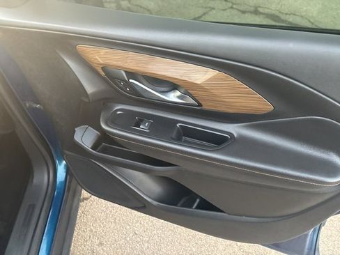 Used 2019 GMC Terrain SLE w/ Driver Convenience Package image 10